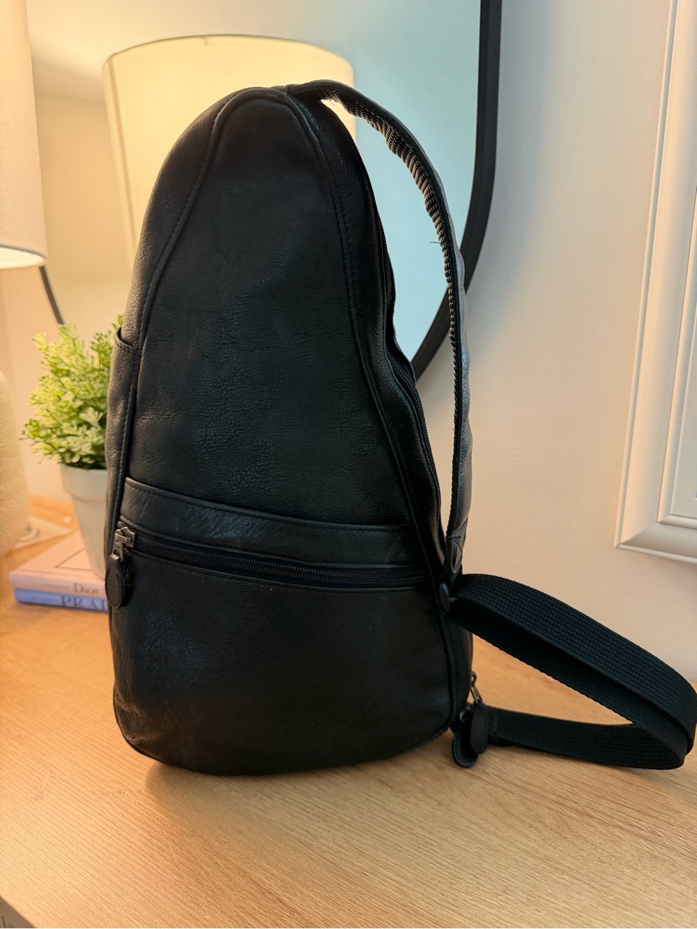 LLBean Black Leather Ameribag crossbody - Picture 5 of 7